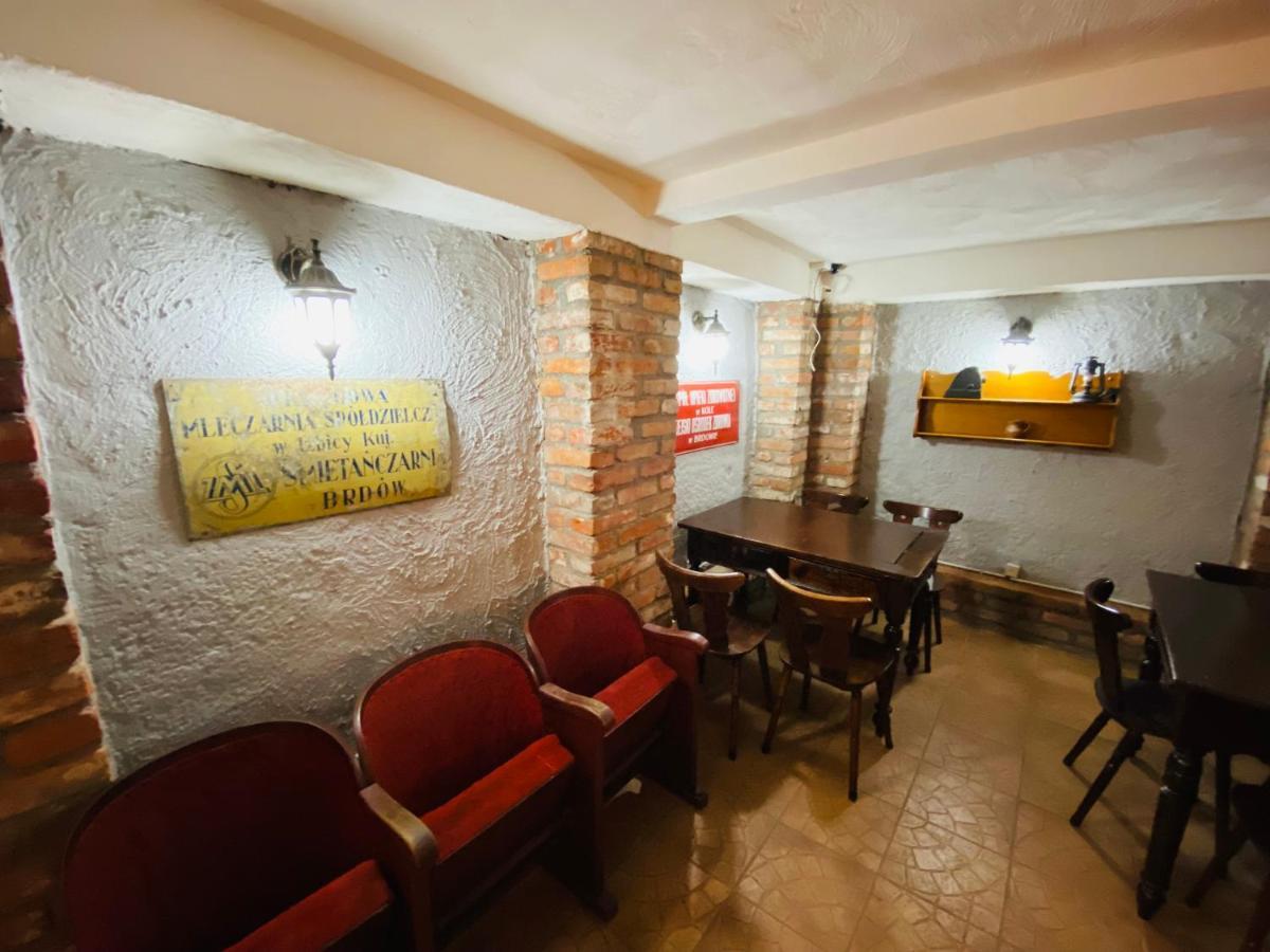 Karczma Pod Jesionem Hotel Brdow Kültér fotó
