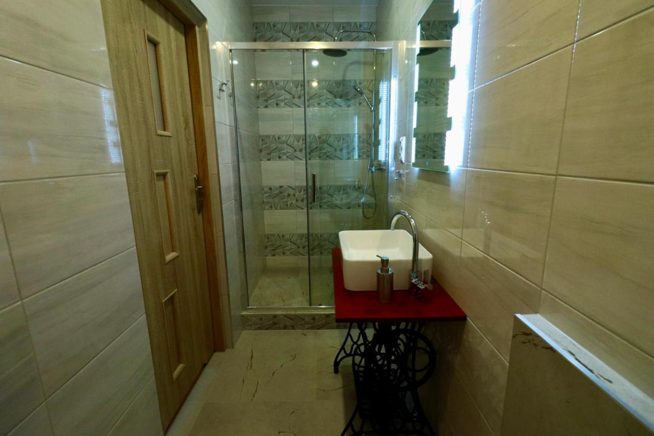 Karczma Pod Jesionem Hotel Brdow Kültér fotó