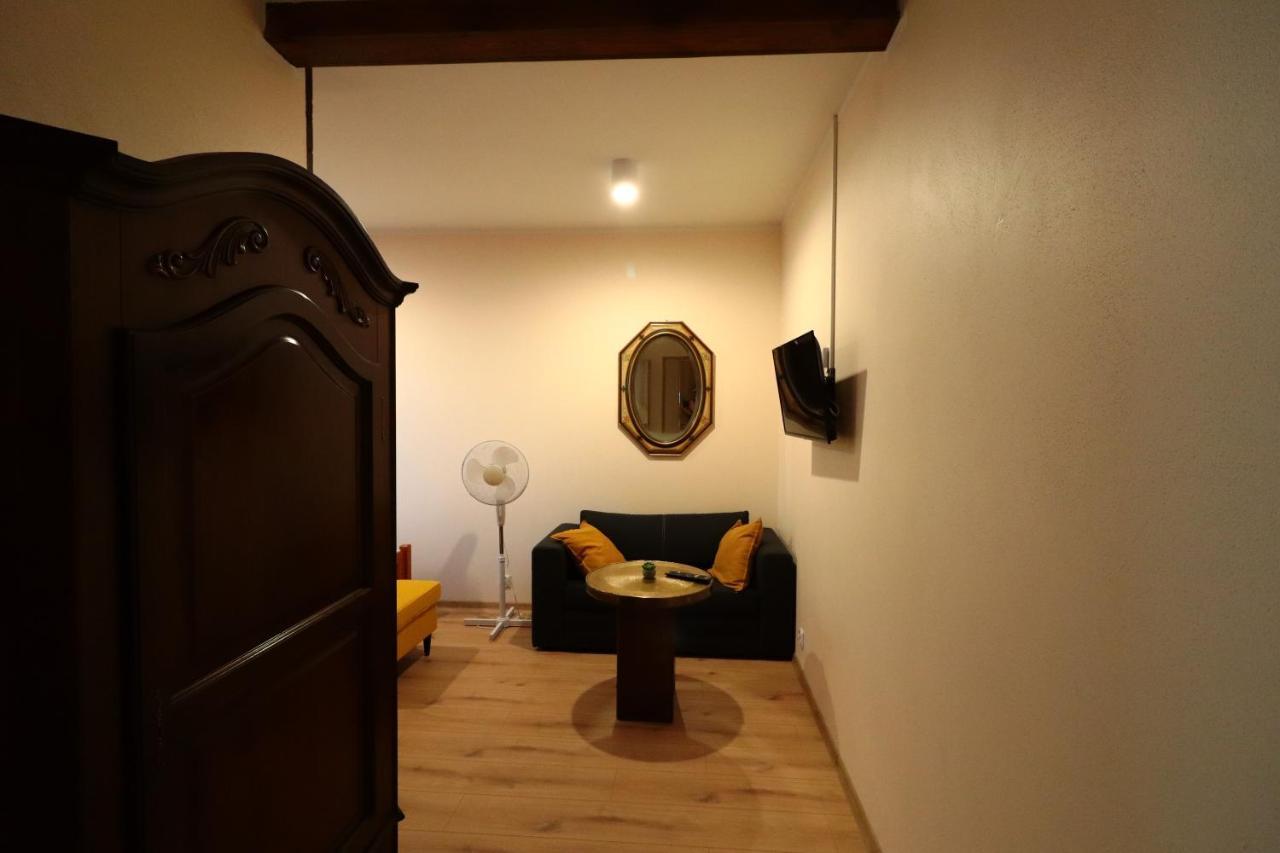 Karczma Pod Jesionem Hotel Brdow Kültér fotó